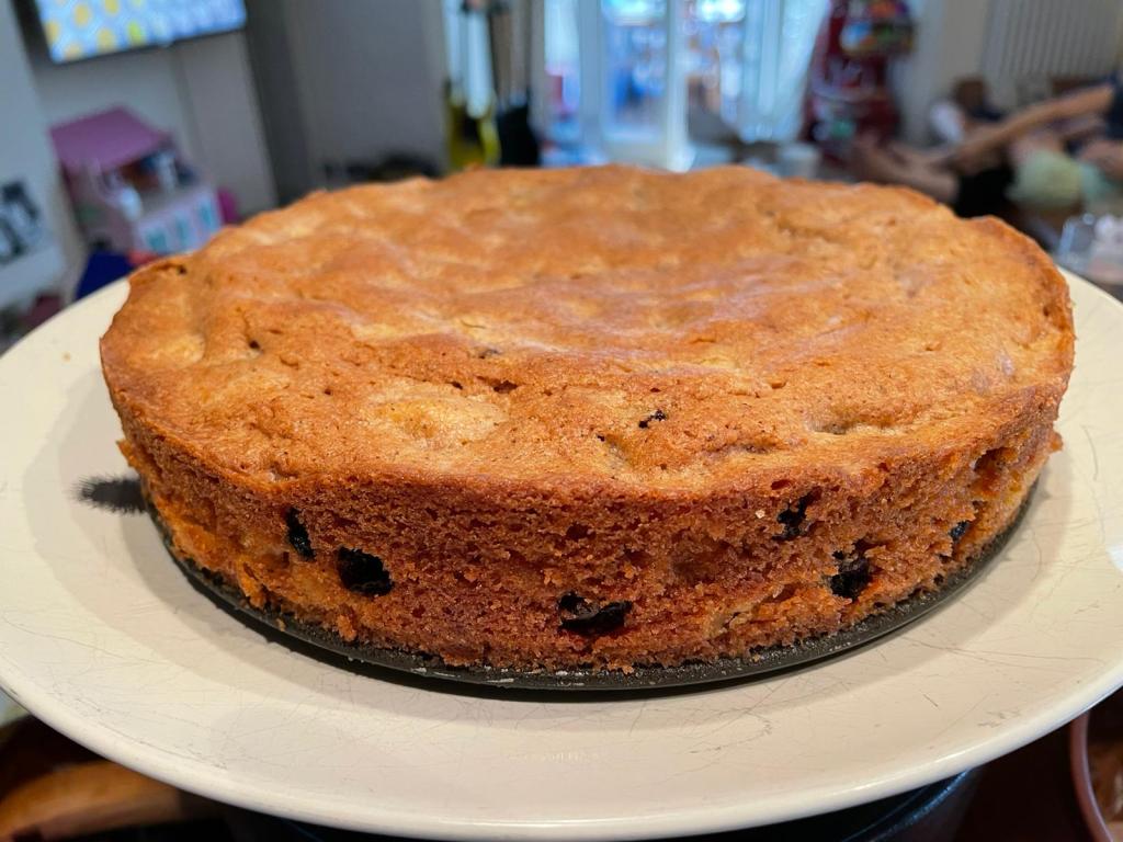 A Spiced Apple Cake from Down&nbsp;Under